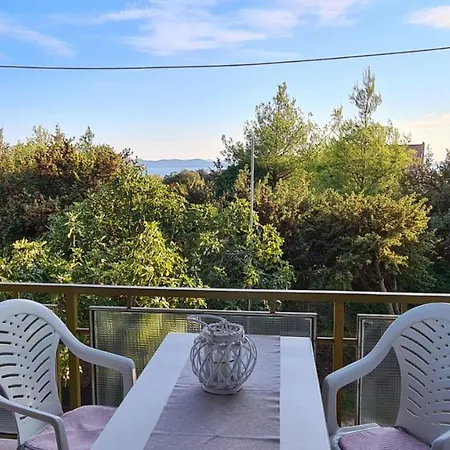 Jelena Apartment Petrcane